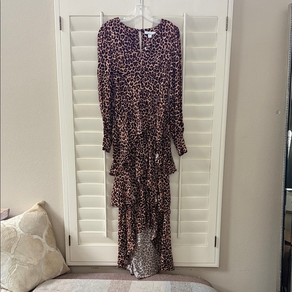 Fourteenth Place Dresses & Skirts - Chic Leopard Print Long Sleeve Dress
